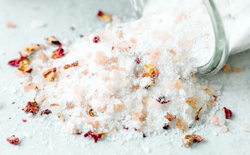 Homemade Bath Salts – Simple DIY for Relaxation or Gifts